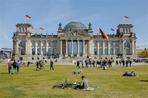 capital city of germany bonn